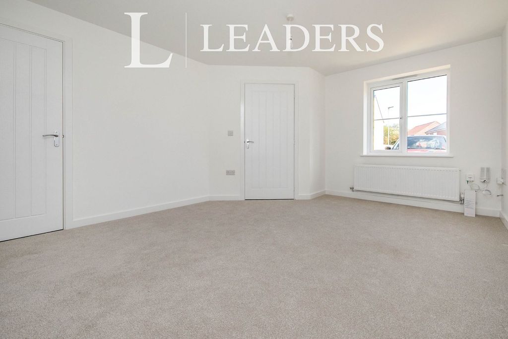 Property photo 2 of 9 70B4E4B5-1561-ee11-8