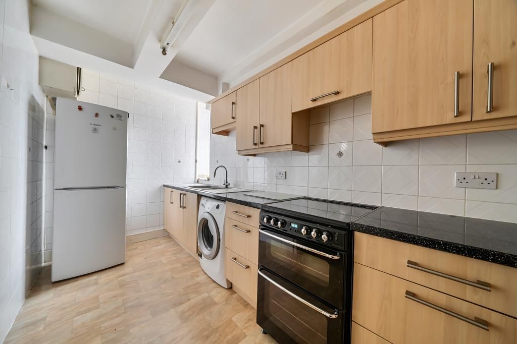 Property photo 2 of 15 Kitchen