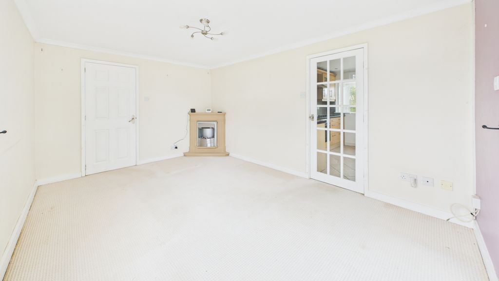 Property photo 3 of 13 Gallery