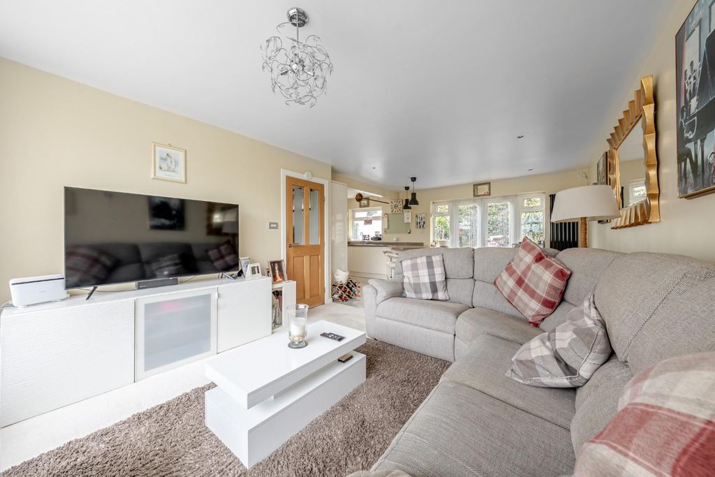 Property photo 2 of 20 Dsc09430-Hdr.Jpg
