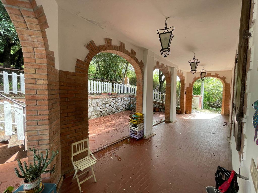 Property photo 3 of 30