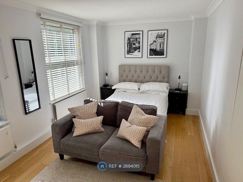 Property photo 2 of 35 Second Bedroom