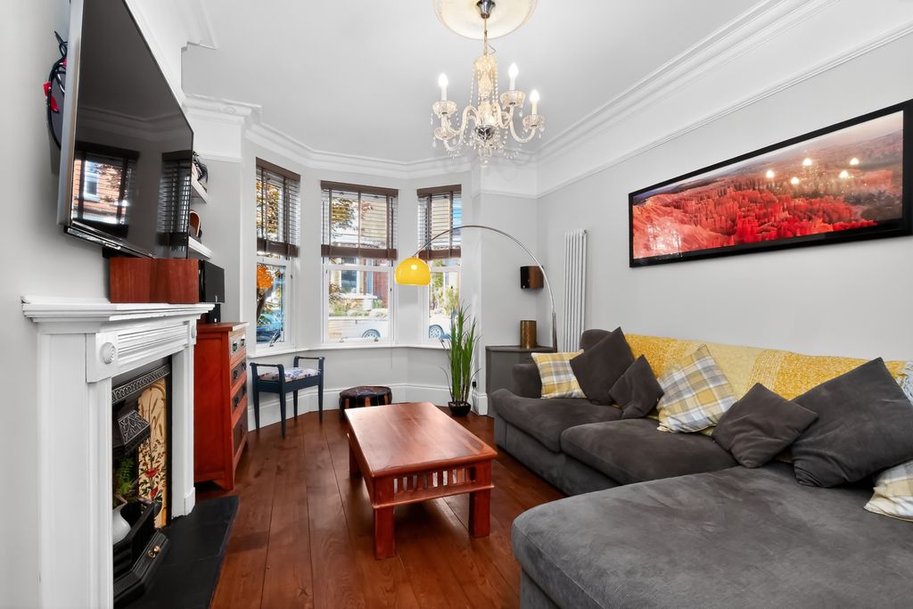 Property photo 3 of 30