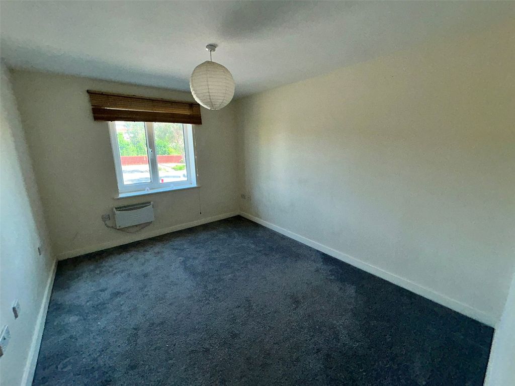 Property photo 3 of 9 Picture No. 04