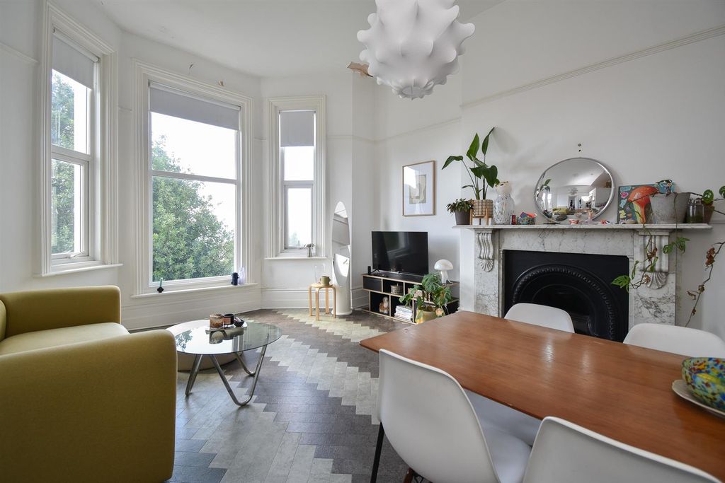 Property photo 1 of 13 Living Space