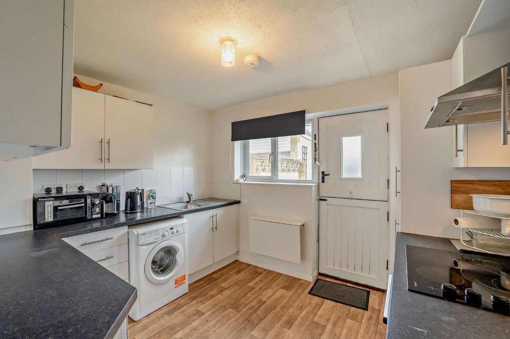 Property photo 3 of 10 Picture No. 03