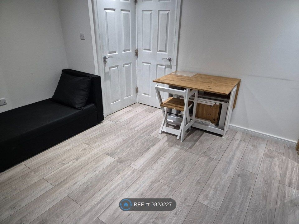 Property photo 2 of 4