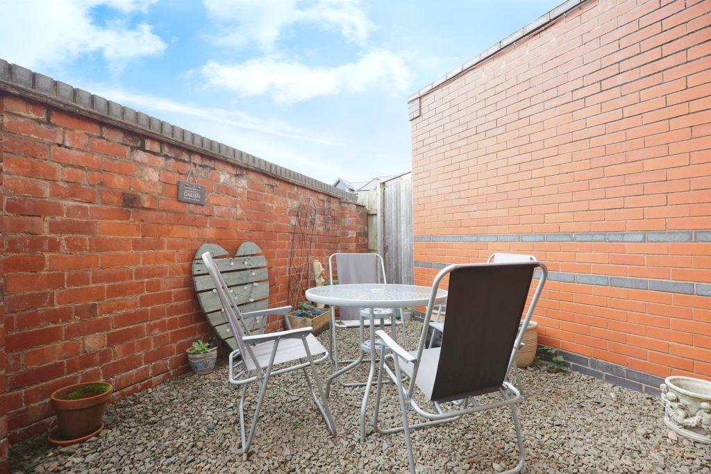 Additional image 6 of 1 bed flat for saleAlexandra Court, Kenilworth CV8