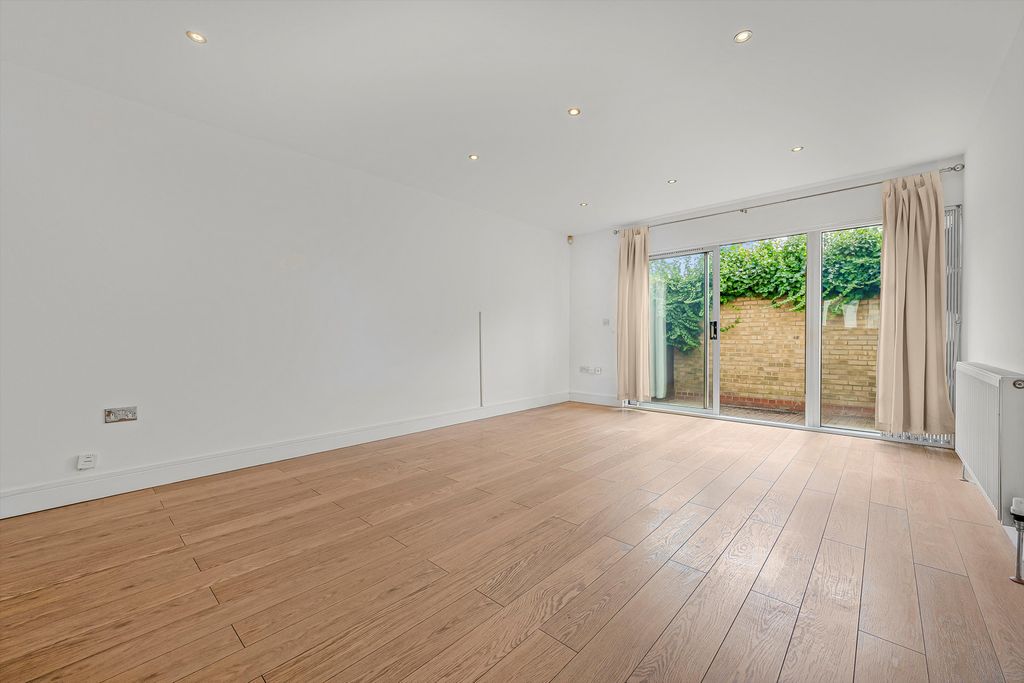 Property photo 1 of 14 Image