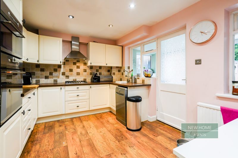 Property photo 3 of 21 Photo 15