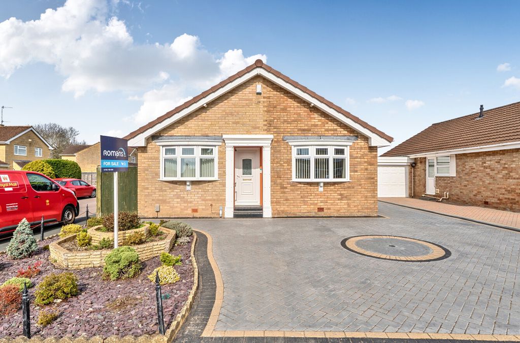 Property photo 1 of 18 1431141-1-69Bd442...