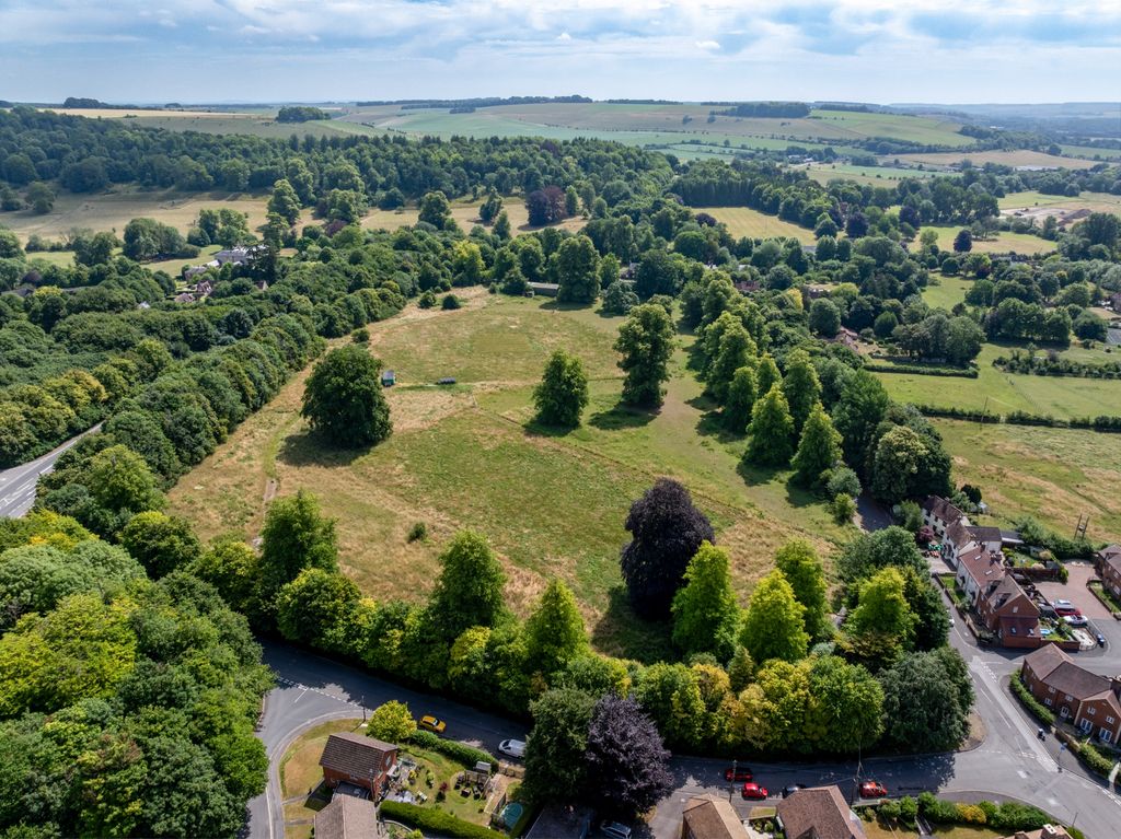 Property photo 1 of 5 Photo 2