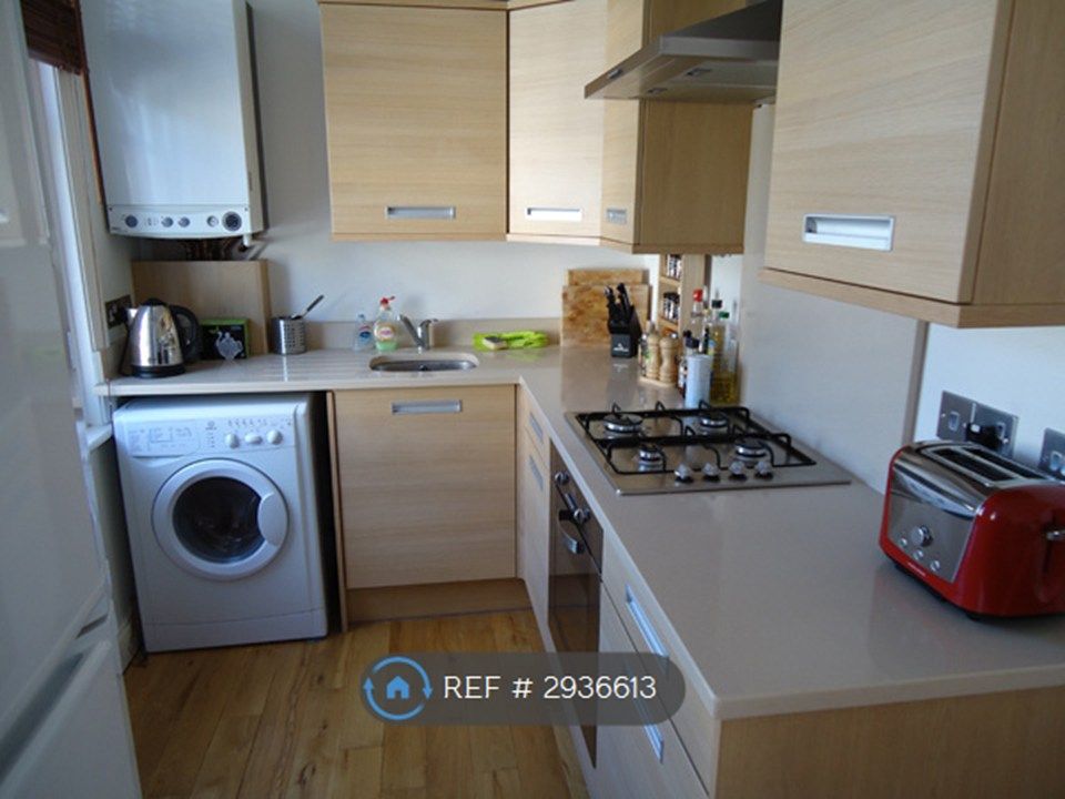 Property photo 3 of 15 Galley Kitchen