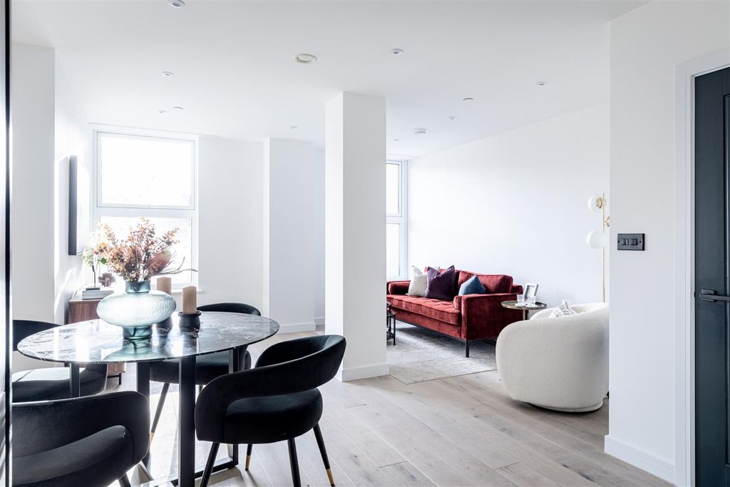 Property photo 2 of 7 Marlborough House (Ground Floor)-6.Jpg