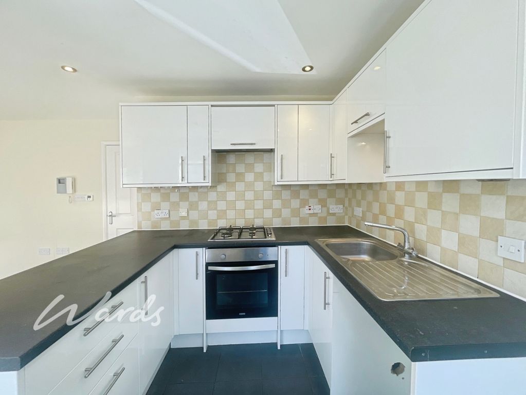 Property photo 3 of 14 2F583746-Img_1347