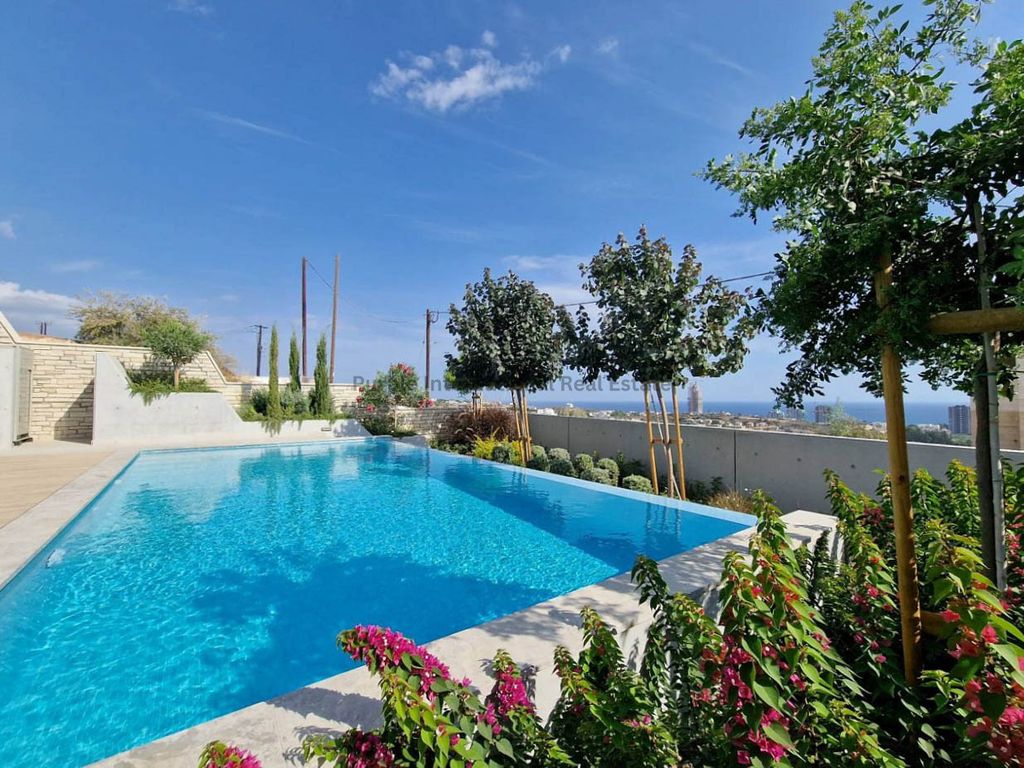 Property photo 3 of 22