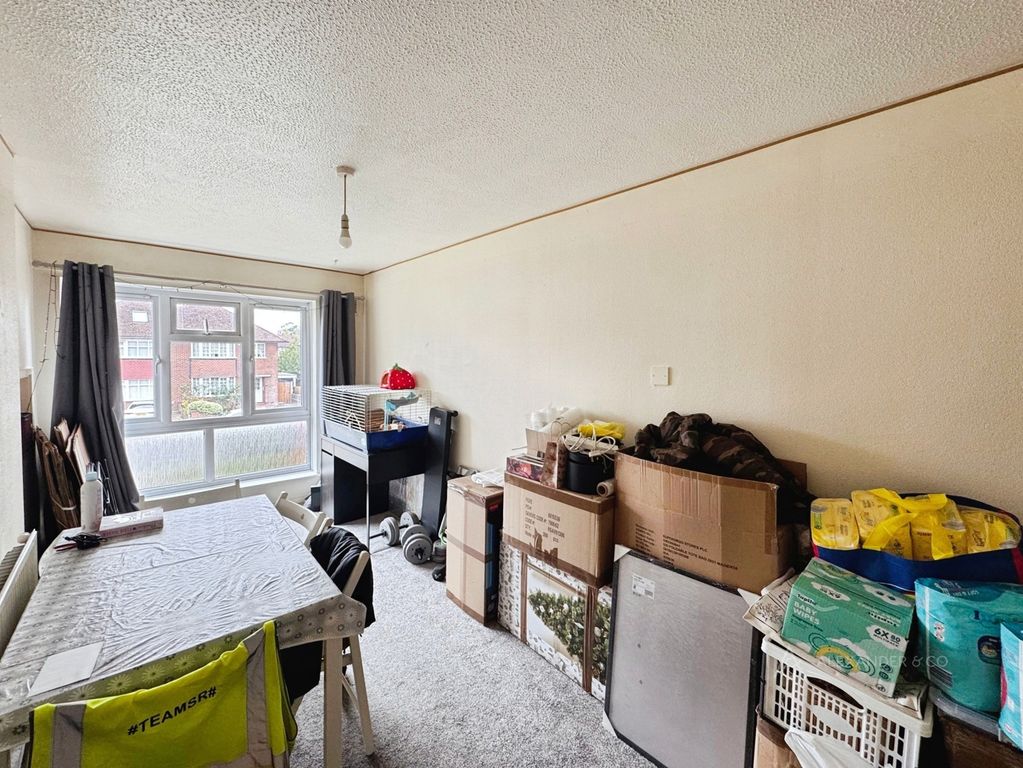 Property photo 2 of 9 2