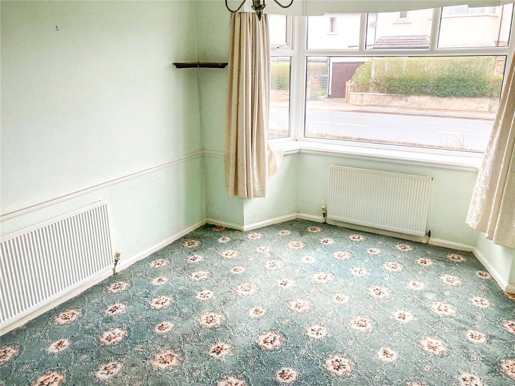 Property photo 2 of 15 Lounge