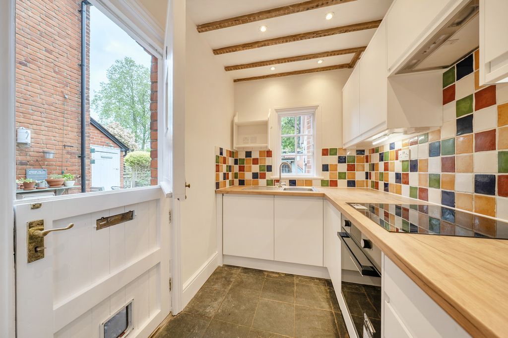 Property photo 3 of 16