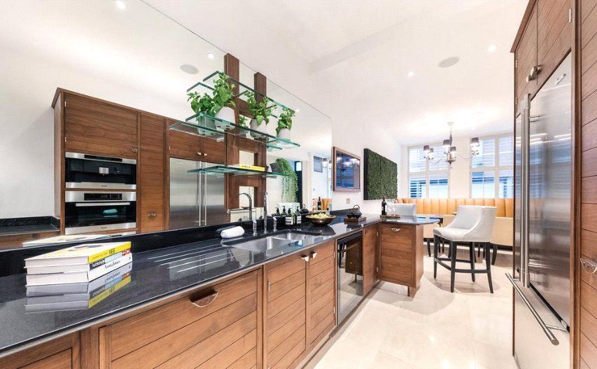 Property photo 2 of 23 Picture No. 15