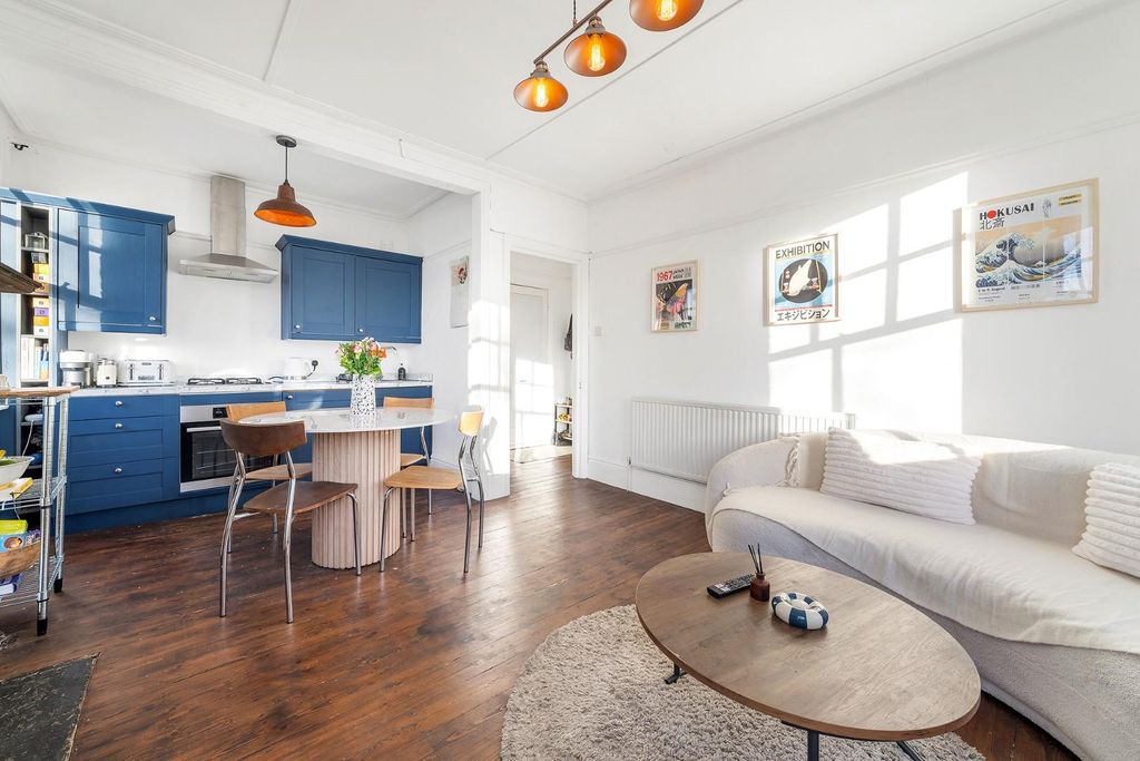 Property photo 3 of 11 Reception (3).Jpg