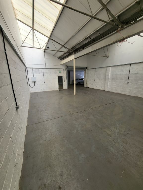 Property photo 2 of 10 Photo 1