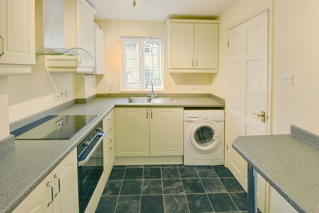 Property photo 2 of 5