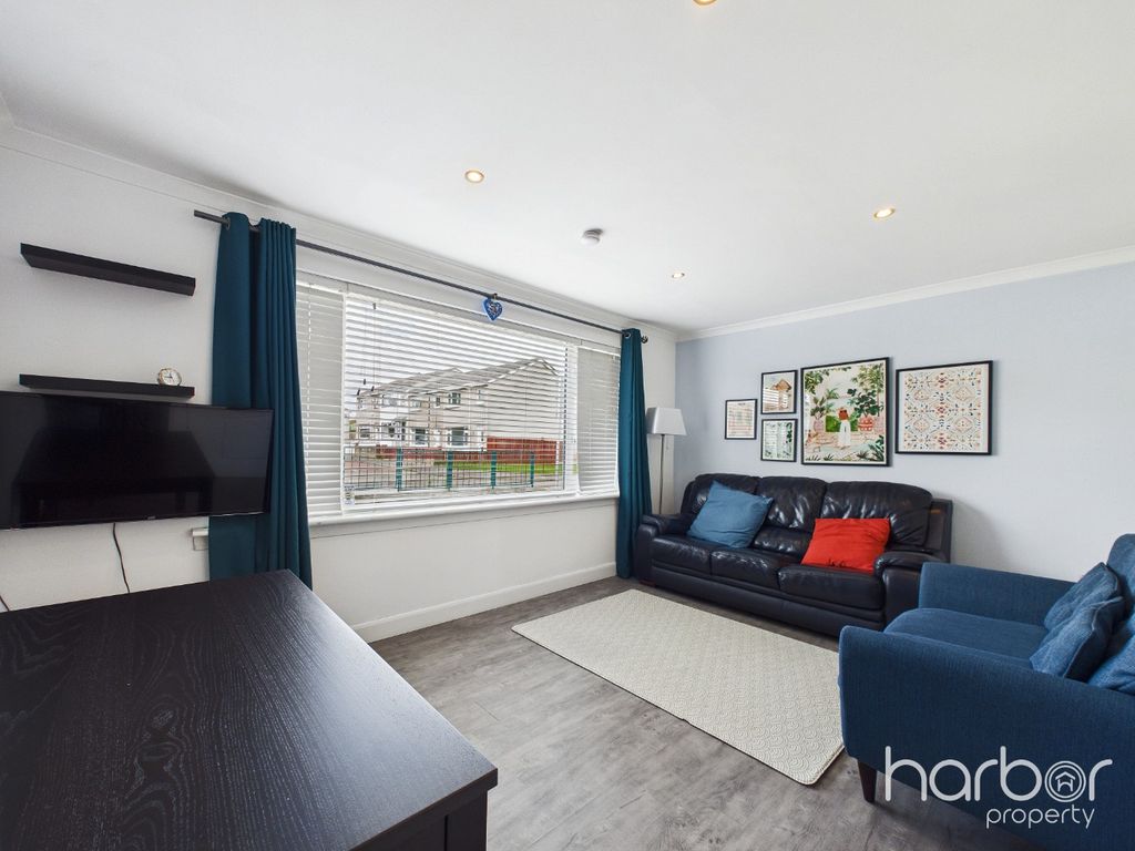Property photo 3 of 18 5345385