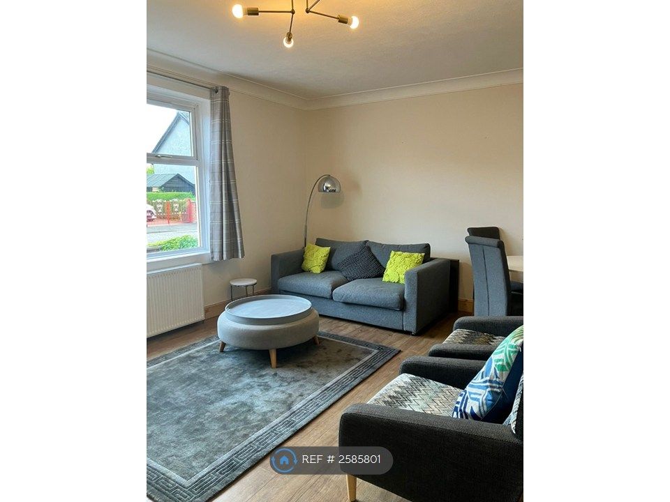 Property photo 2 of 34