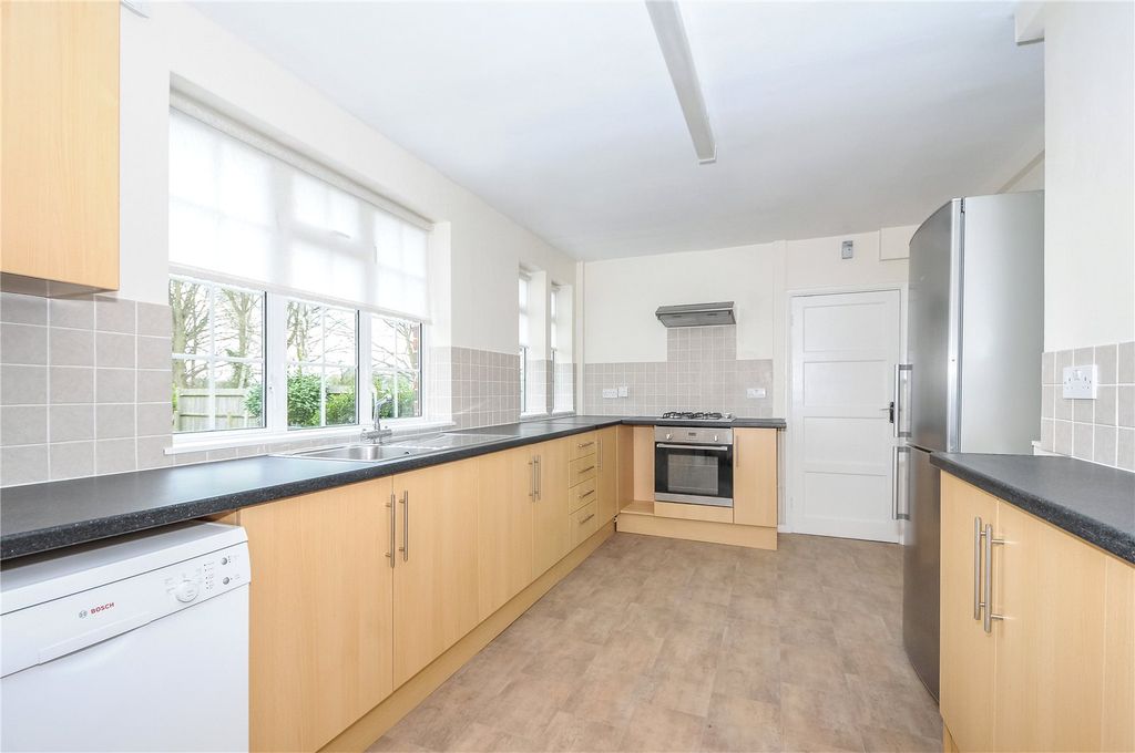 Property photo 2 of 12 Kitchen