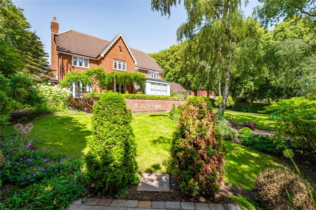 Property photo 2 of 50 Picture No. 55