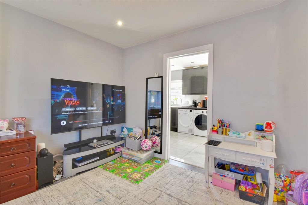 Property photo 2 of 8 Picture No. 02