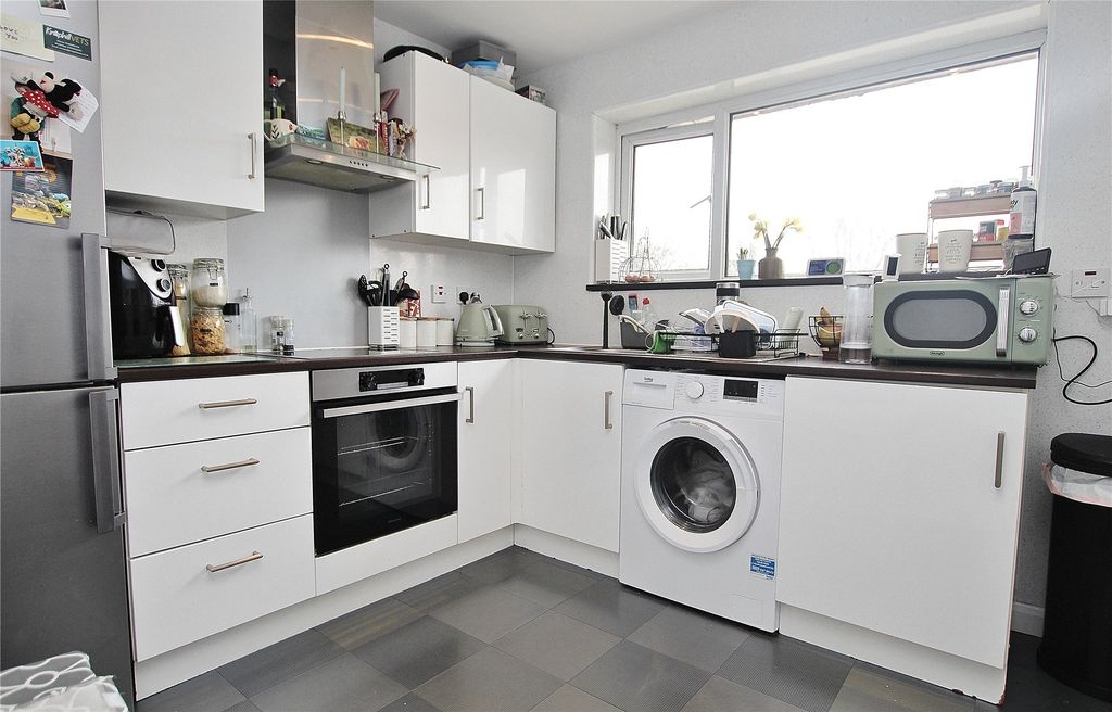 Property photo 3 of 7 Picture No. 06