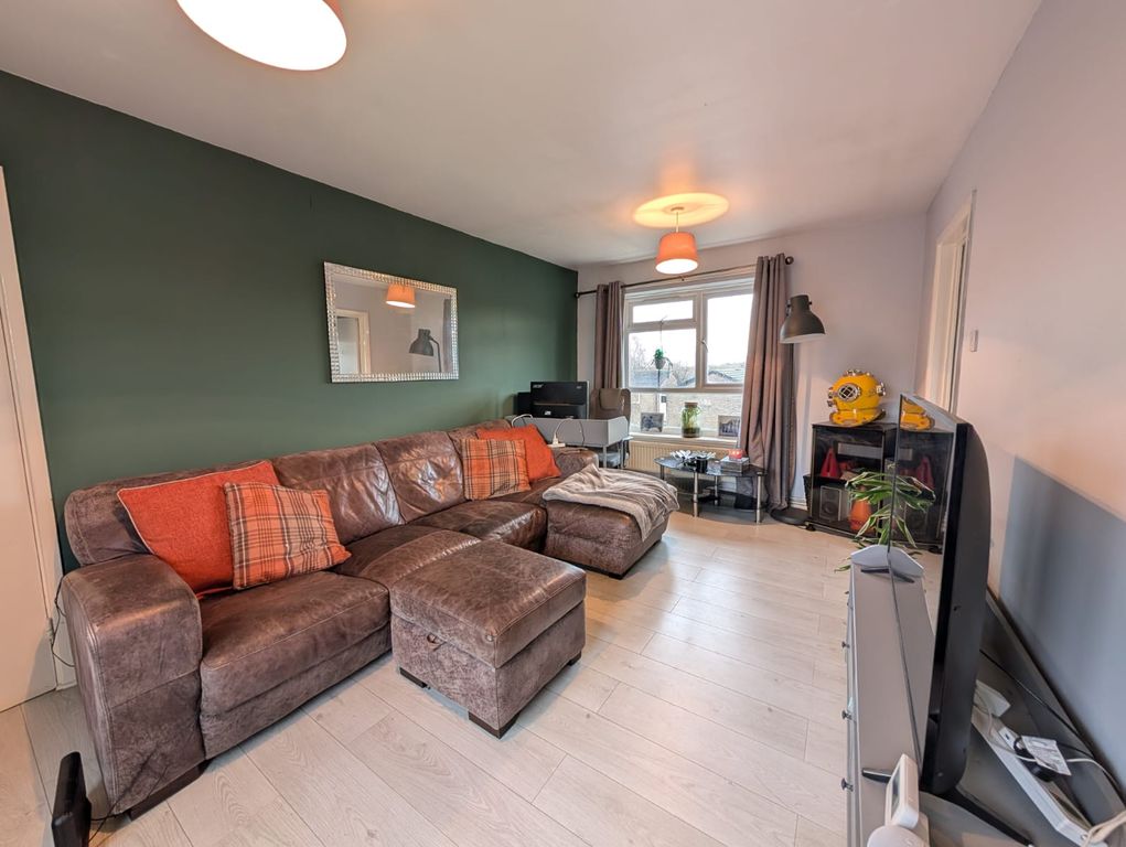 Property photo 1 of 7 Image