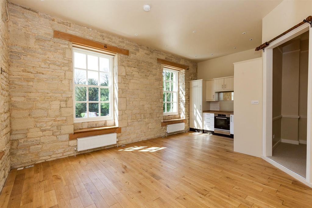 Property photo 2 of 14 Brew House - Living Rm