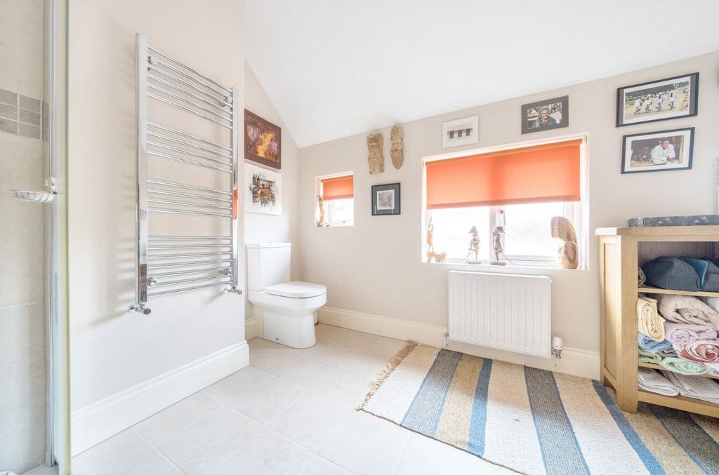 Additional image 6 of 2 bed flat for saleClive Avenue, Church Stretton, Shropshire SY6