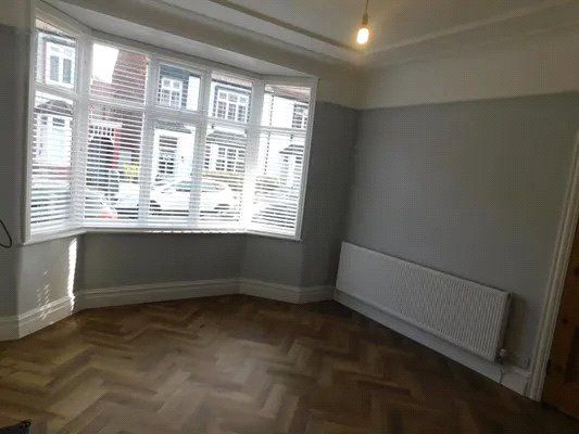 Property photo 2 of 22 Picture No. 35