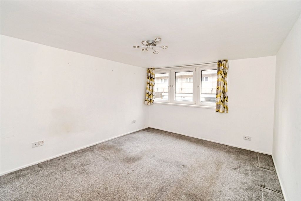 Property photo 3 of 15 Picture No. 14