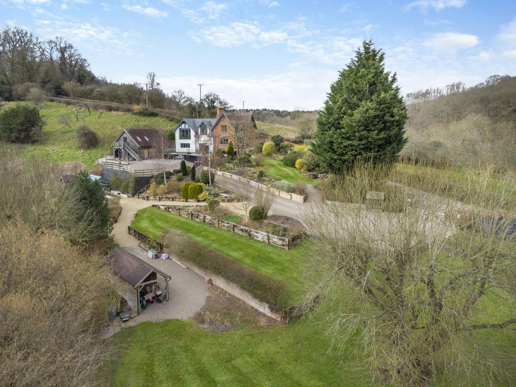 Property photo 1 of 33