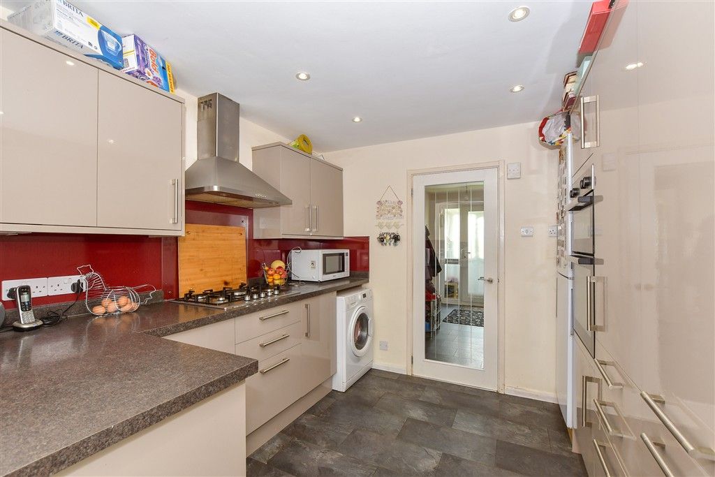 Property photo 3 of 15 Kitchen/Dining Area