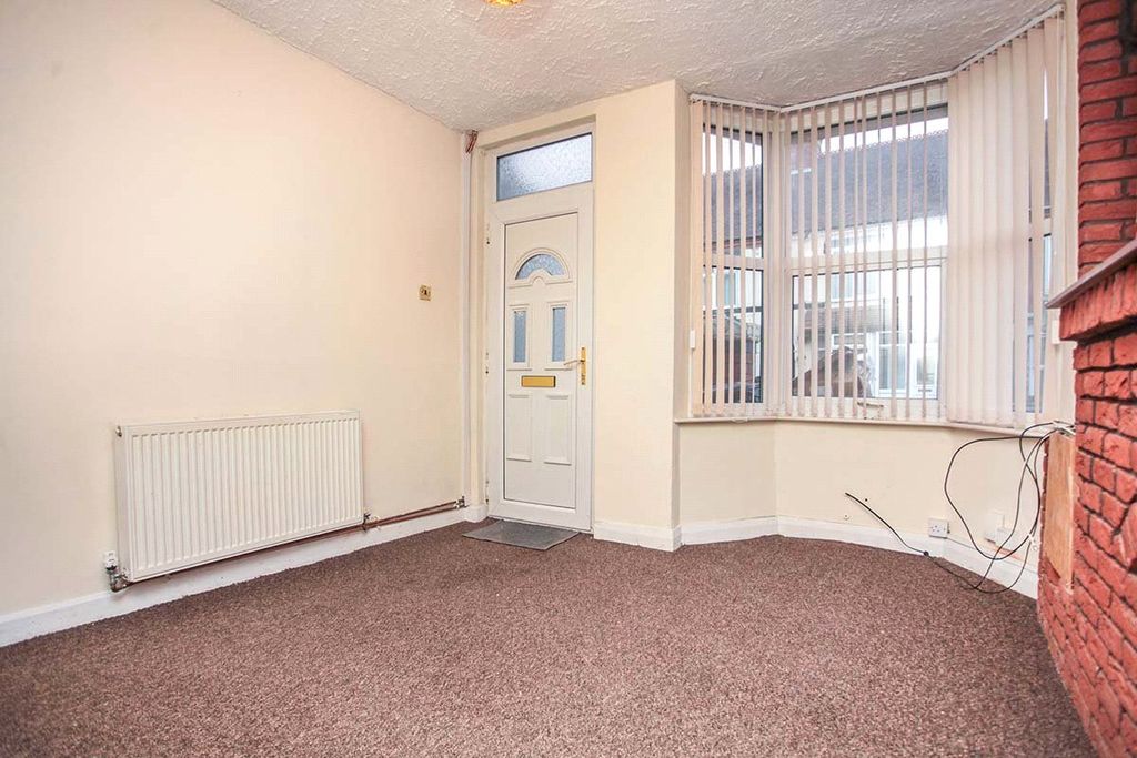 Property photo 2 of 9 Lounge