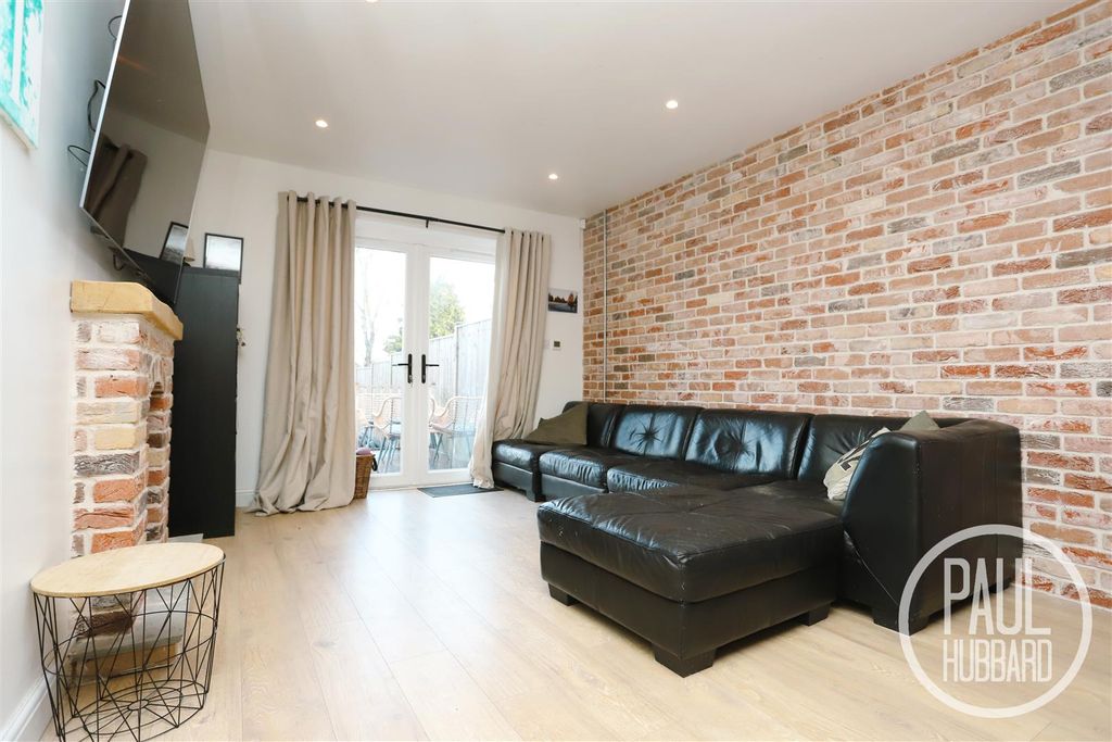 Property photo 3 of 15 Img_1215.Jpg