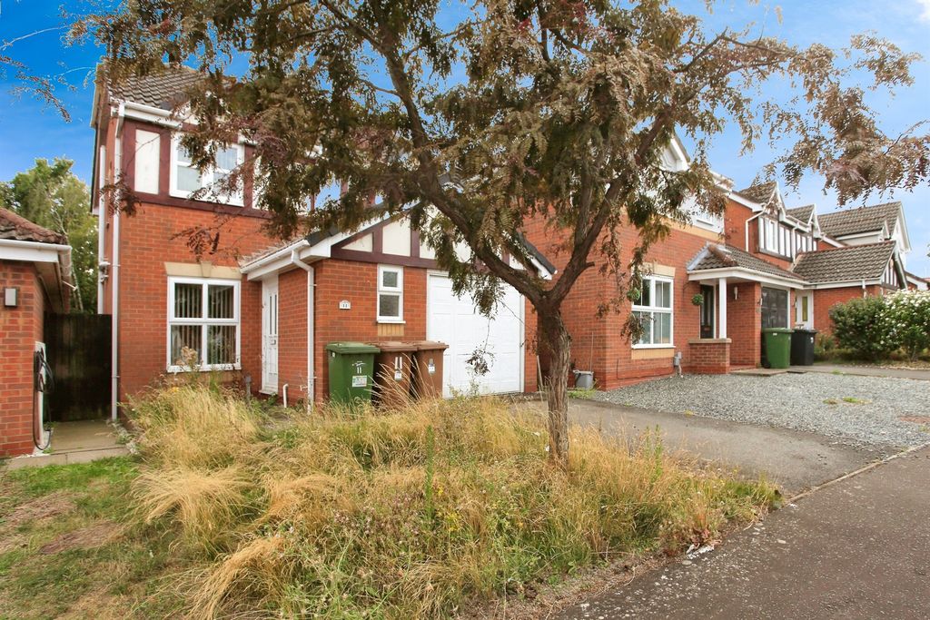 Property photo 1 of 16