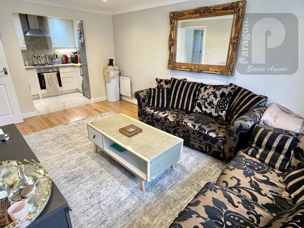 Property photo 3 of 12