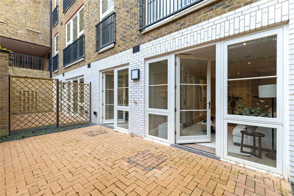 Property photo 2 of 15 Picture No. 27