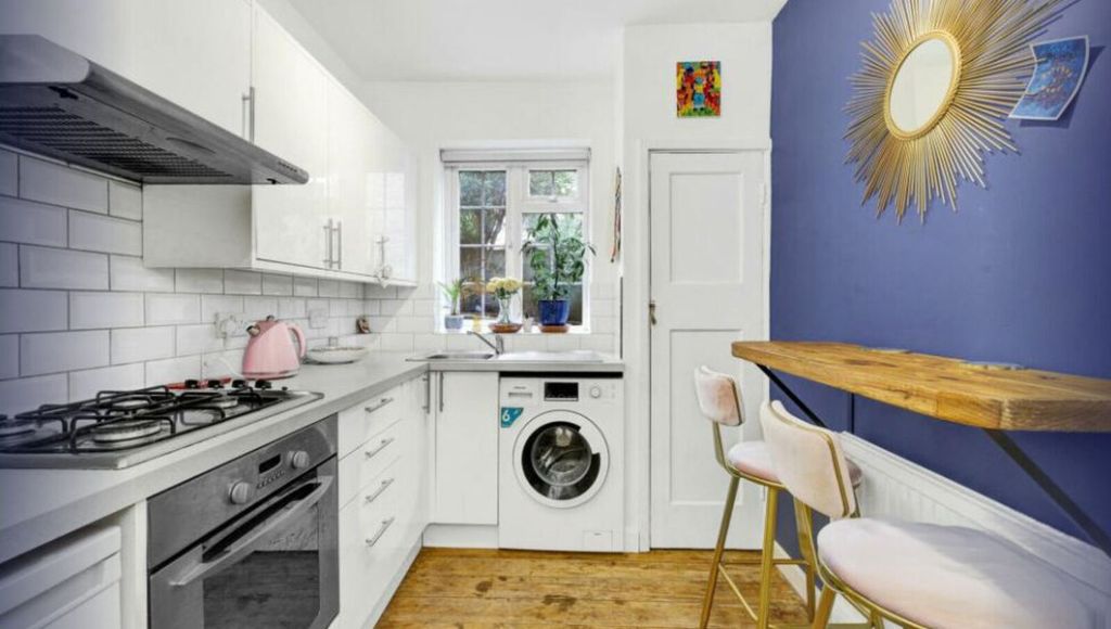 Property photo 2 of 13