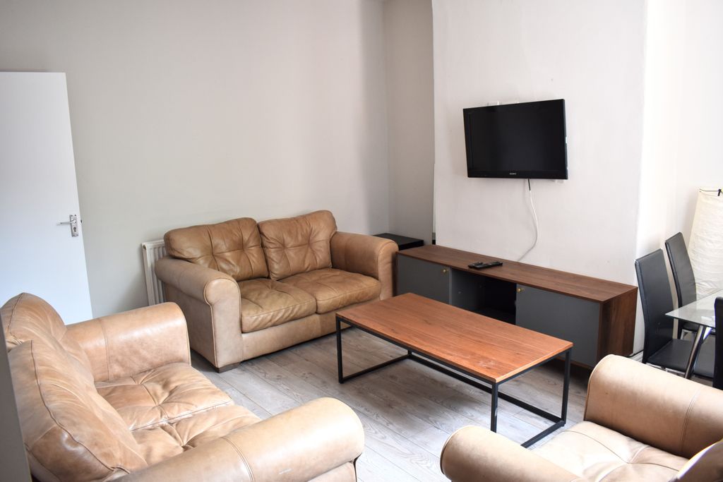 Property photo 2 of 15 Dsc_0537