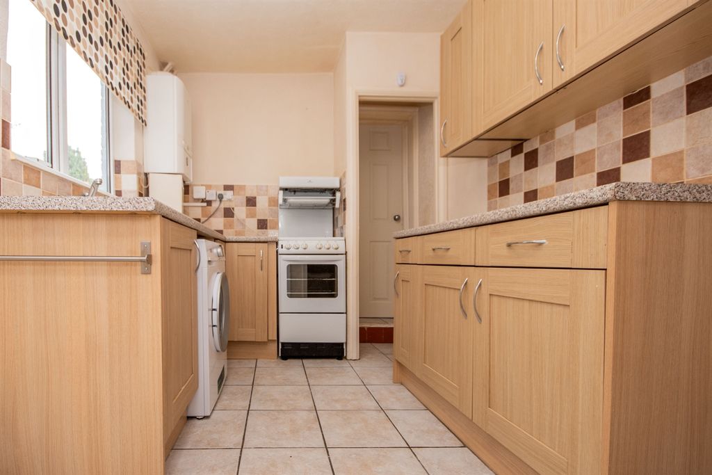 Property photo 3 of 9