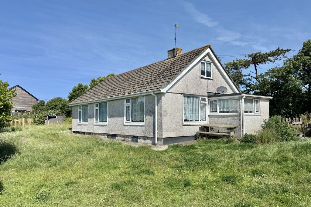 Property photo 1 of 19 Photo 7
