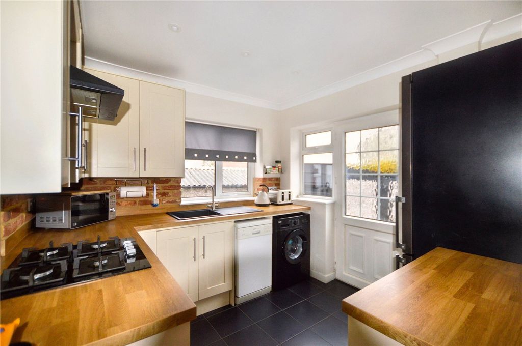 Property photo 3 of 15 Picture No. 08